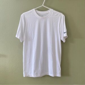 Nike Men's Classic White Tee